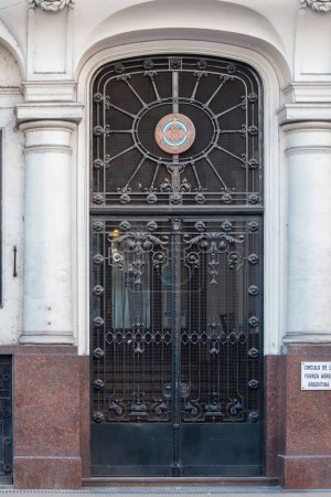 Téléchargez les photos : Façade de vieux bâtiments en Buenos Aires, l'Argentine - en image libre de droit