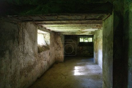 Téléchargez les photos : Immeuble abandonné intérieur, Rio de Janeiro - en image libre de droit