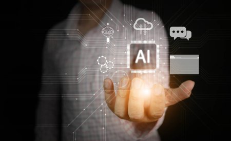 Künstliche Intelligenz. KI-Technologie. Ein Mann verwendet Ai-Tech, während virtuelle Grafik- und Schaltungsverbindung in seiner Hand gezeigt wird