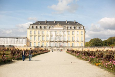 Foto de Brhl, Renania del Norte-Westfalia, Alemania 10.3.2022: El Palacio de Augustusburg un complejo histórico de edificios - Imagen libre de derechos