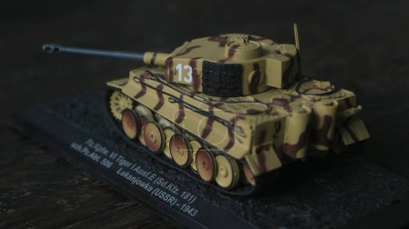 Foto de Miniatura artística del Tiger Tank, este tanque pesado alemán de la era de la Segunda Guerra Mundial fue muy temido por sus enemigos - Imagen libre de derechos