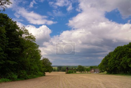 Landschaft in der Nähe des deutschen Dorfes Hoch-Elten am Rhein