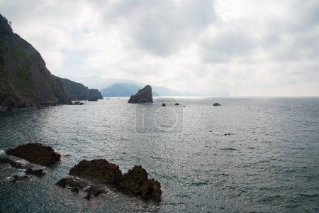 Hermosa vista del Golfo de Vizcaya, cerca de San Juan de Gaztelugatxe