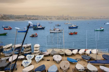 Foto de Barcos en el puerto de Cascai, al oeste de Portugal - Imagen libre de derechos