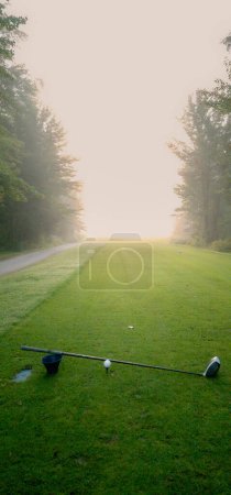Foto de Campo de golf por la mañana - Imagen libre de derechos