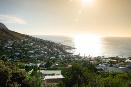 Foto de Vista de las playas de Ciudad del Cabo por la tarde. Sudafrica - Imagen libre de derechos
