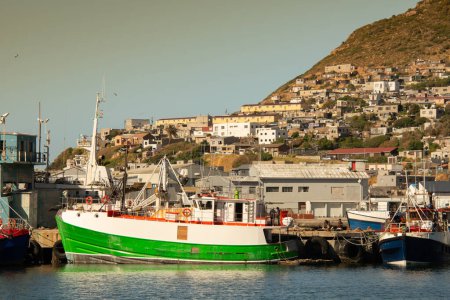 Téléchargez les photos : Vue du port de Out Bay près du Cap en Afrique du Sud - en image libre de droit