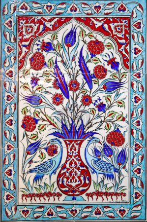 Téléchargez les photos : Patterns of tile making and ceramic art in Kutahya, Turkey. - en image libre de droit