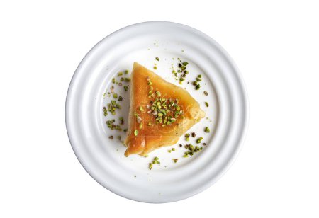 Téléchargez les photos : Desserts traditionnels turcs ; dessert triangulaire à la crème anglaise, dessert albanais (nom turc ; Arnavut tatlisi ou muhallebili muska tatlisi)) - en image libre de droit