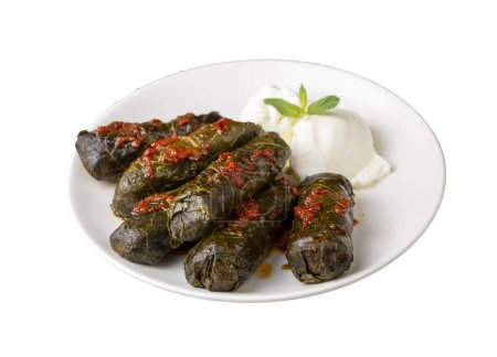Foto de Verduras rellenas de berza con hojas hervidas, comida tradicional turca de la región del mar negro, sarma, dolma (nombre turco; Kara lahana sarmasi) - Imagen libre de derechos