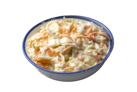 Téléchargez les photos : Salade de salade de salade de chou de chou dans un bol. Chou, salade de carottes. (nom turc ; lahana salatasi)) - en image libre de droit