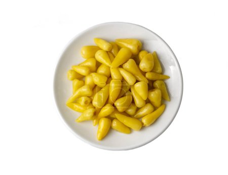 Foto de Pepinillo fresco amarillo rechoncho aislado sobre fondo blanco, pimientos marinados o enlatados - Imagen libre de derechos