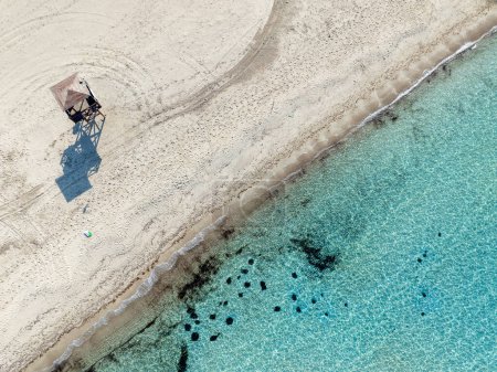 Ilica Beach Drone Photo, Temporada de verano en el mar Egeo, Izmir Turquía