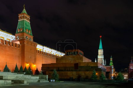Photo for Mausoleum of Vladimir Ilyich Lenin on Red Square in Moscow in the early autumn morning - Royalty Free Image