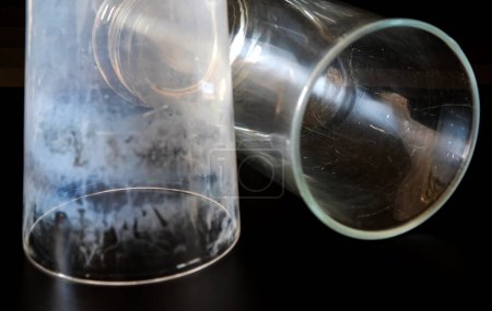 Glasbrand durch maschinelles Spülmittel verursacht