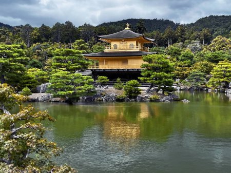 Kinkaku-ji Templo de oro y hito icónico de Kyoto, Japón