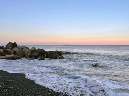 Magia costera: Playa de Odawara y delicias al atardecer, Kanagawa, Japón
