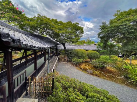 Los Templos Sagrados de Gion y los Jardines Zen: Descubriendo el núcleo espiritual de Kyoto, Kyoto, Japón