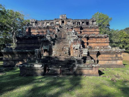Historisches Juwel: Baphuon-Tempel von Angkor Wat, Siem Reap, Kambodscha