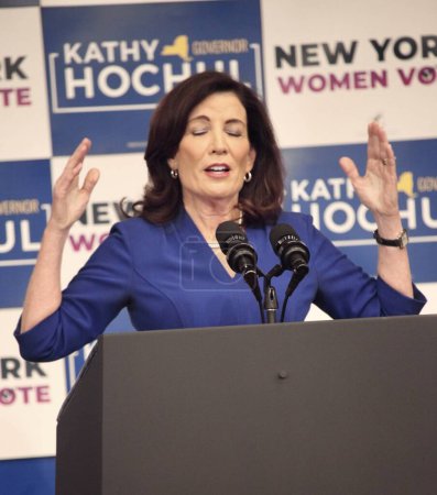 Photo for November 3, 2022, New York, USA: New York Governor Hochul during US Vice President Harris visit to Barnard College in New York to deliver remarks at a GOTV event. Former Secretary of State and Presidential candidate for Democratic Party - Royalty Free Image