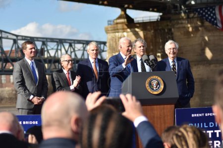Photo for President of the United States Joe Biden Visits Kentucky to Promote Bipartisan Infrastructure Law. January 4, 2023, Covington, Kentucky, USA: U.S. President Joe Biden was joined by U.S. Senate Minority Leader Mitch McConnell at an event - Royalty Free Image