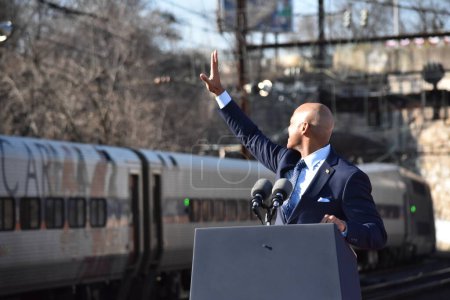 Téléchargez les photos : Bipartisan Infrastructure Law remarks in Baltimore. January 30, 2023, Baltimore, Maryland, USA: Governor of Maryland Wes Moore discussed how Bipartisan Infrastructure Law funding will replace the 150-year old Baltimore and Potomac Tunnel - en image libre de droit
