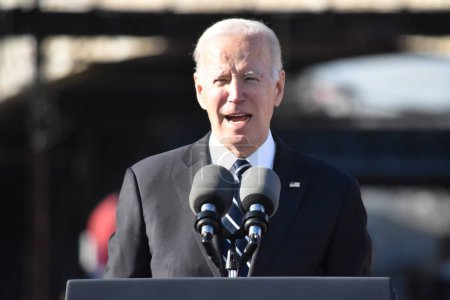 Téléchargez les photos : Bipartisan Infrastructure Law remarks in Baltimore. January 30, 2023, Baltimore, Maryland, USA: President of the United States Joe Biden discussed how Bipartisan Infrastructure Law funding will replace the 150-year old Baltimore and Potomac Tunnel - en image libre de droit