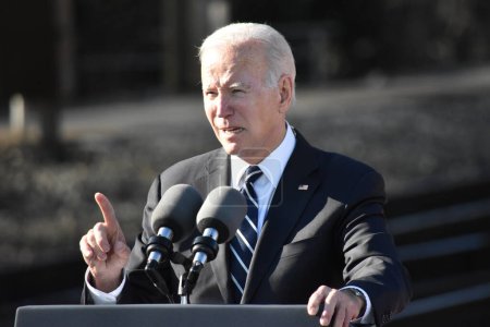 Téléchargez les photos : Bipartisan Infrastructure Law remarks in Baltimore. January 30, 2023, Baltimore, Maryland, USA: President of the United States Joe Biden discussed how Bipartisan Infrastructure Law funding will replace the 150-year old Baltimore and Potomac Tunnel - en image libre de droit