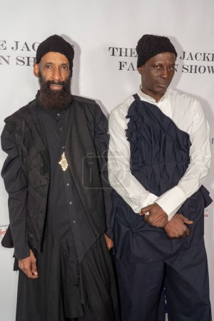 Foto de Seventh Annual Blue Jacket Fashion Show. February 01, 2023, New York, New York, USA: Epperson and Souleymane Sy Savane attend the Seventh Annual Blue Jacket Fashion Show at Moonlight Studios on February 01, 2023 in New York City. - Imagen libre de derechos