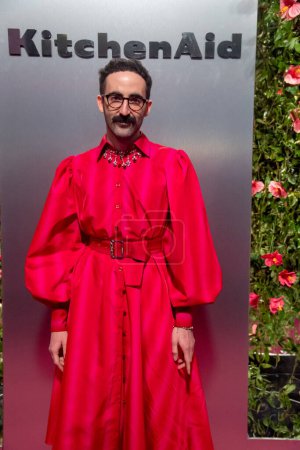 Foto de KitchenAid & amp; Marta Del Rio lanza la colección 2023 Hibiscus Color of the Year - New York Fashion Week. 09 de febrero de 2023, Nueva York, Nueva York, Estados Unidos: Jackson Wiederhoeft asiste a la presentación como KitchenAid & amp - Imagen libre de derechos