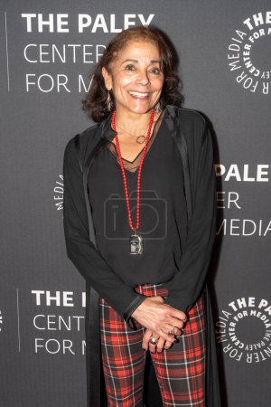 Téléchargez les photos : The Storytellers: Preserving The Legacy Of Iconic Black Musicians. February 16, 2023, New York, New York, USA: Film Executive and Producer, Julie Anderson attends 'The Storytellers: Preserving The Legacy Of Iconic Black Musicians - en image libre de droit