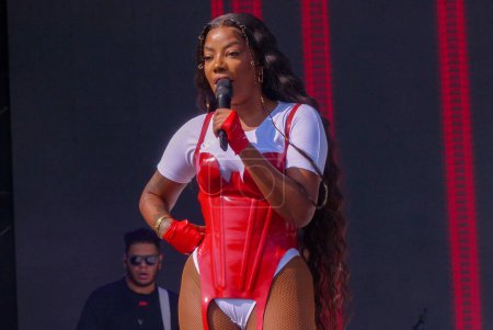 Photo for Ludmilla Performs at Lollapalooza 2023 Musical Show in Brazil. March 25, 2023, Sao Paulo, Brazil: Ludmilla performed live on Budweiser stage at the 10th edition of Lollapalooza 2023 in Sao Paulo, Brazil, on Saturday (25) - Royalty Free Image