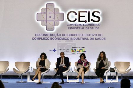 Photo for (INT) Reconstruction of Executive Group of CEIS Health Economic Industrial Complex. April 03, 2023, Brasilia, Federal District, Brazil: The Minister of Health, Nisia Trindade and the Vice President of Brazil, Geraldo Alckmin - Royalty Free Image