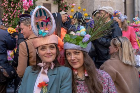 Photo for 2023 New York City Easter Bonnet Parade. April 09, 2023, New York, New York, USA: People wearing costumes and lavishly decorated hats returned for the Easter Parade and Bonnet Festival 2023 outside St. Patrick's Cathedral along Fifth Avenue - Royalty Free Image