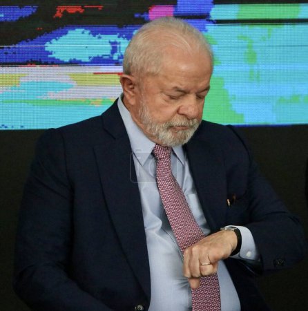 Téléchargez les photos : Le président brésilien Lula et son vice-président participent à la cérémonie pour la libération de ressources aux entités de santé philanthropiques. 20 avril 2023, Brasilia, District fédéral, Brésil : Le président et vice-président du Brésil - en image libre de droit