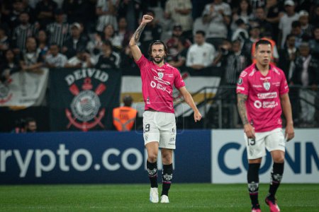 Photo for Libertadores Cup 2023: Corinthians vs Del Valle. May 02, 2023, Sao Paulo, Brazil: Soccer match between Corinthians and Independiente del Valle (EQU), valid for the third round of the group stage of Conmenol Libertadores 2023 - Royalty Free Image