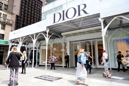 Photo for Protest against sale of Furs at Dior Store. May 13, 2023, New York, USA: A group of environmentalists protest against the sale of furs in front of the Dior store on 49th street with 5th Avenue, on New York. - Royalty Free Image