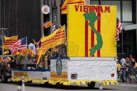 Photo for Vietnamese float at the second annual AAPI Parade on Sixth Avenue (Avenue of the Americas). May 21, 2023. New York, USA The Asian American and Pacific Islander (AAPI) Cultural and Heritage Parade - Royalty Free Image