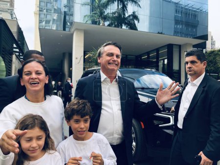 Photo for Jair Bolsonaro leaves hospital after medical tests. June 01, 2023, Sao Paulo, Brazil: Brazilian Former President, Jair Bolsonaro, leaves Nova Star Hospital in Vila Nova Conceicao after carrying out tests and later meets with Tarcisio de Freitas - Royalty Free Image