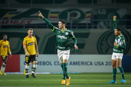 Photo for Sao Paulo (SP), 06/07/2023 - LIBERTADORES/PALMEIRAS X BARCELONA (EQU) - Piquerez celebrates his goal in a match between Palmeiras and Barcelona, valid for the 5th round of the group stage of the Copa Conmebol Libertadores 2023, held at Allianz Parque - Royalty Free Image