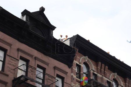 Téléchargez les photos : La 53ème NYC Pride Mars 2023. 25 juin, New York, USA : La 53ème NYC Pride Mars 2023 part de 25th Street et 5th Avenue et continue vers le sud sur 5th Avenue avant de se diriger vers l'ouest sur 8th Street, puis sur Christopher Street - en image libre de droit