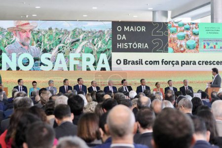 Foto de Brasilia (DF), Brasil 27 / 06 / 2023 - Ceremonia de lanzamiento del Plan de Cultivos 2023 / 2024; en la mañana de este martes 27 de junio de 2023 en el Palacio Planalto de Brasilia. - Imagen libre de derechos
