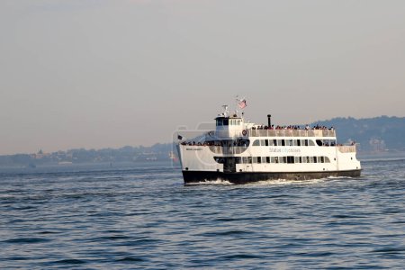 Photo for New York, USA - 07/03/2023 - CLIMATE/TRANSFERENCE/NEW YORK/USA - ferry boat in New York Harbor. View from Battery Park - Royalty Free Image