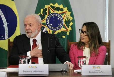 Foto de Brasilia (DF), Brazil 07/20/2023 - Sanction of Bill No. 2,920/2023, which establishes the Food Acquisition Program (PAA) and the Solidarity Kitchen Program; on the afternoon of this Thursday, July 20, 2023 at the Planalto Palace in Brasilia - Imagen libre de derechos