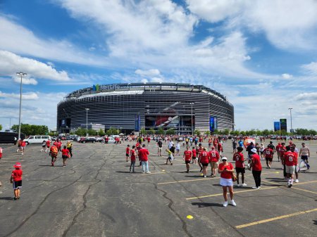Photo for Champions Tour: Manchester United vs Arsenal. July 22, 2023, East Rutherford, New Jersey, USA: Fans move in front of the Old Rivals match between English giants Manchester United and Arsenal at MetLife Stadium in East Rutherford, New Jersey - Royalty Free Image