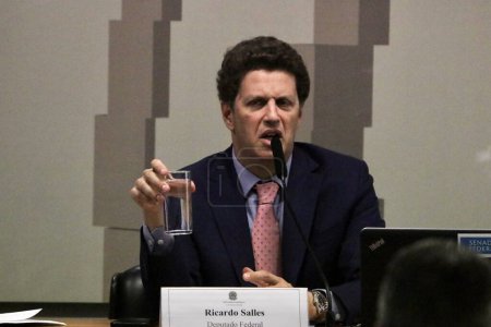 Téléchargez les photos : Brasilia (DF), 15 / 08 / 2023 - Député fédéral Ricardo Salles (PL-SP) témoignant en tant qu'invité à l'IPC des ONG, 8ème réunion délibérative, Témoignage en tant qu'invité ; dans la matinée de ce mardi 15 août 2023 - en image libre de droit
