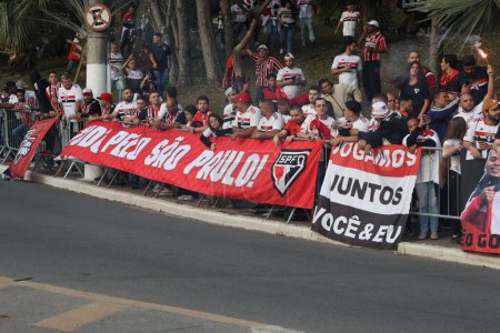 Photo for SAO PAULO (SP), Brazil 08/31/2023 - Arrival of the LDU and Sao Paulo teams, for the second leg of the Copa Sudamericana Quarterfinals 2023, between Sao Paulo and LDU Quito, at Cicero Pompeu de Toledo (Morumbi), - Royalty Free Image