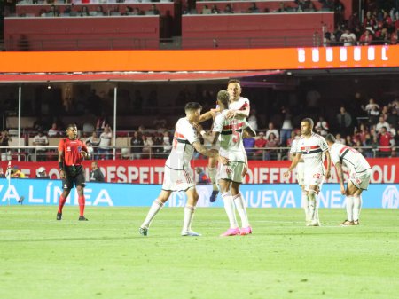 Photo for SAO PAULO (SP), 08/31/2023 -  Players from Sao Paulo celebrate a goal during the match between Sao Paulo (BRA) against LDU Quito (ECU), in second leg of the 2023 Copa Sudamericana Quarterfinals - Royalty Free Image