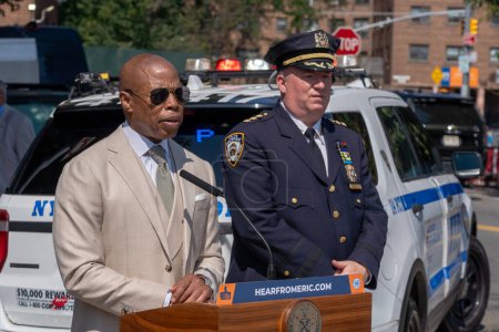 Photo for Mayor Adams Unveils Extensive Strategy To Combat Car Thefts In New York City. September 6, 2023, New York, New York, USA: New York City Mayor Eric Adams announces a comprehensive new plan to crack down on auto thefts - Royalty Free Image