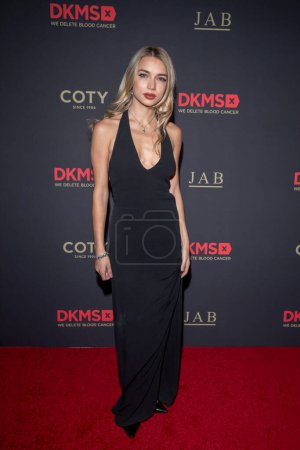 Photo for DKMS Gala 2023. October 19, 2023, New York, New York, USA: Zoe Brauchli attends the DKMS Gala 2023 at The Cipriani Wall Street on October 19, 2023 in New York City. - Royalty Free Image